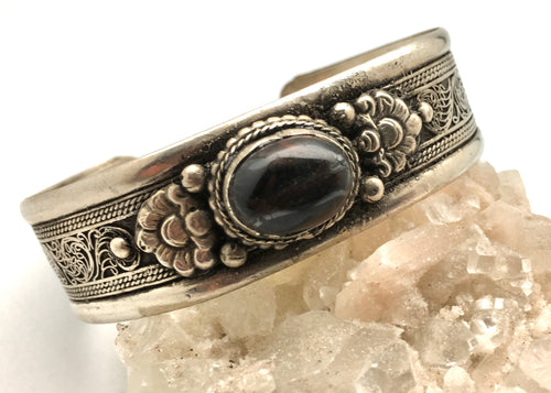 Vintage Nepali Hidden Dragon Cuff Bracelet with Striped Agate Cabochon