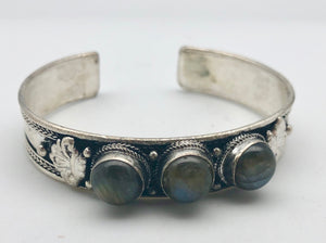Modern Tibet Silver Cuff Bracelet with Labradorite Cabochons