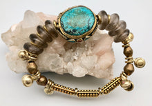 Vanessa Mooney Ocean Sky Turquoise Bead Bracelet with African Glass Beads